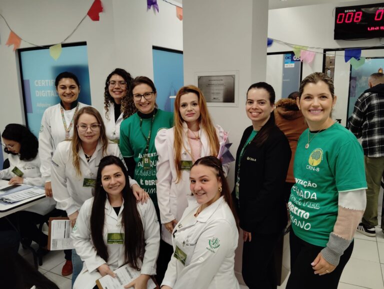 Ação realizada pelo CRN-8 alerta para cuidados na alimentação dos idosos