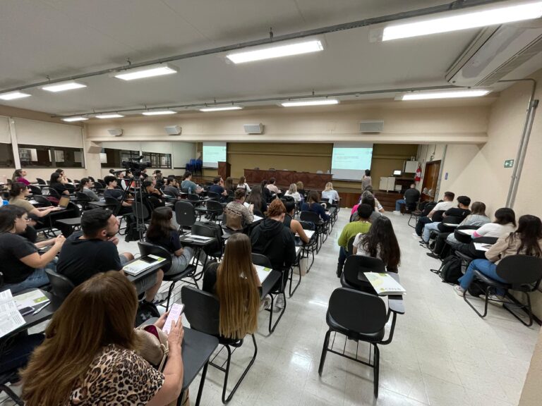 CRN-8 realiza palestra sobre “Aromaterapia na Prática da Nutrição”